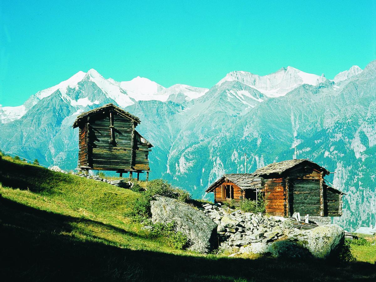 Mountain-View Chalet In Heremence With Terrace 외부 사진